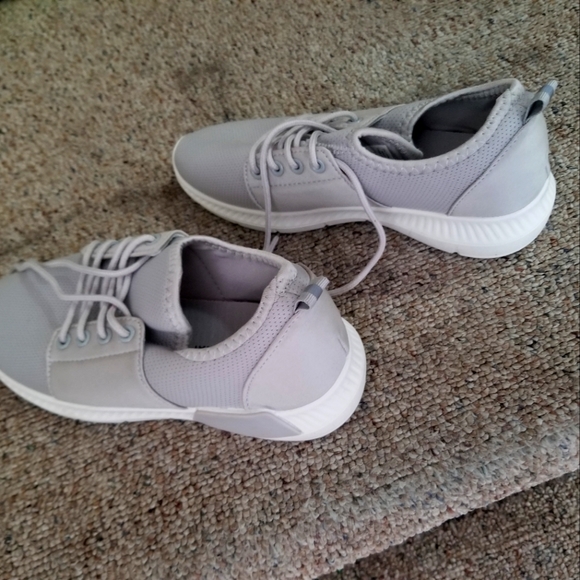 Ardene size 8 - Picture 1 of 5